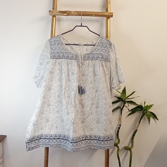Beme Tops - White and Blue Cotton Plus Top